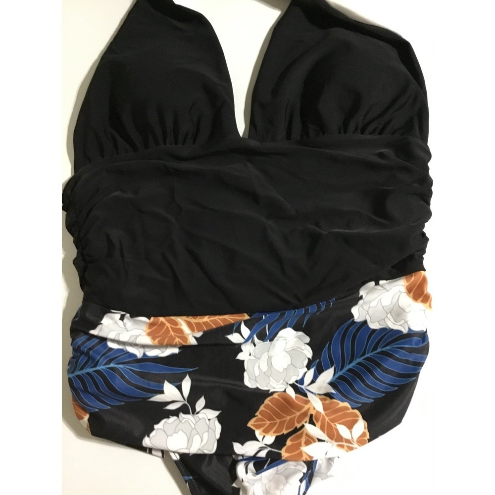 NWT Beachsissi Swimsuit Ruched Halter Strap One Piece Size Medium - Picture 2 of 11